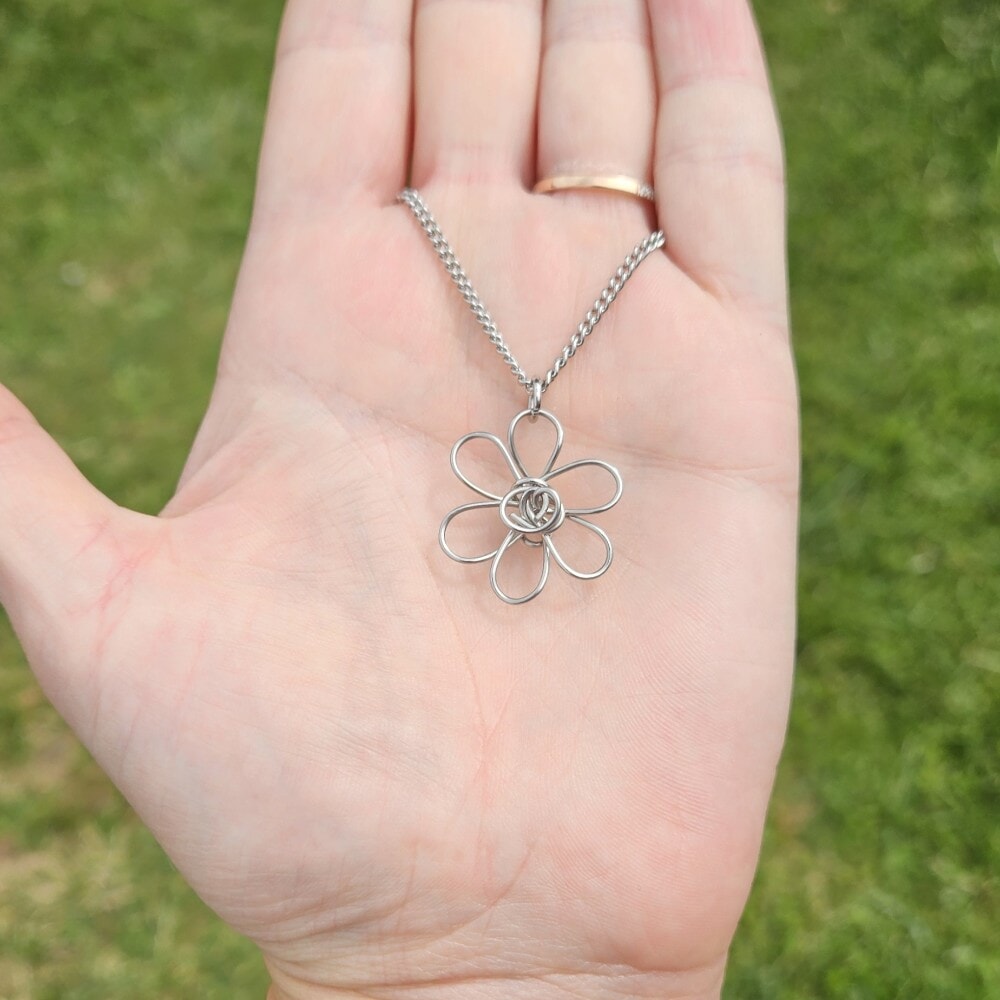 Handmade Daisy Flower Pendant Necklace | Customizable Materials - Image 8