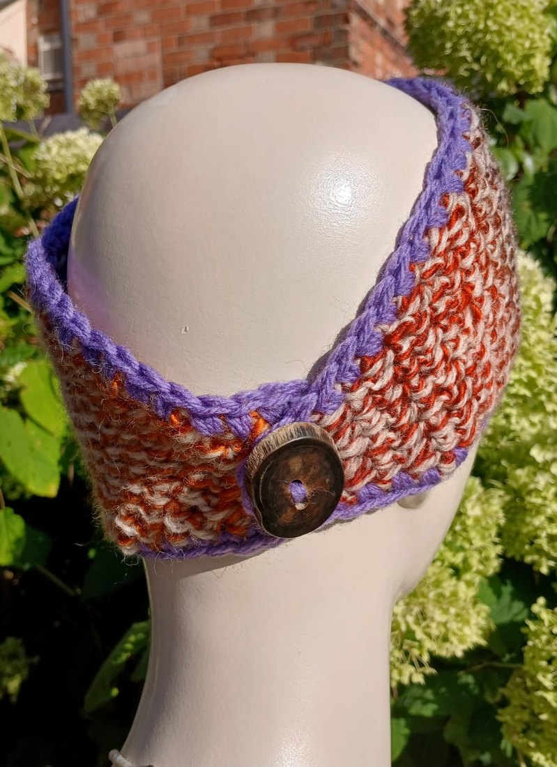 Hand crocheted headband, ear warmer with purple trim. - Image 4