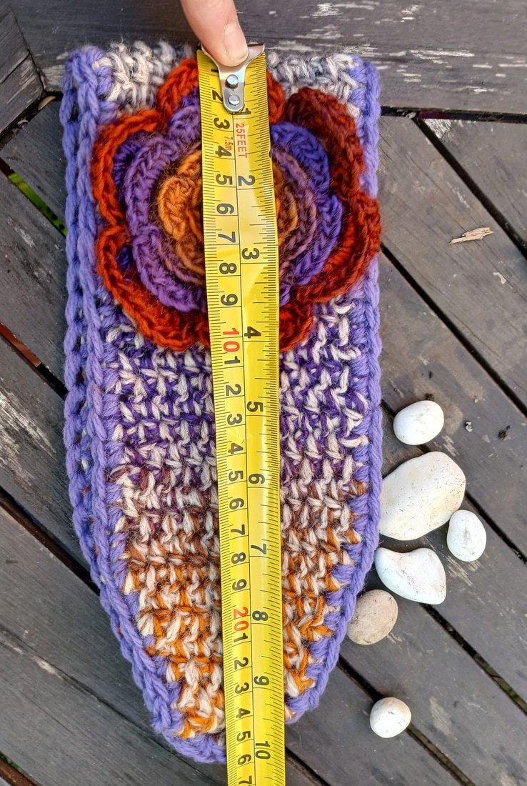 Hand crocheted headband, ear warmer with purple trim. - Image 5