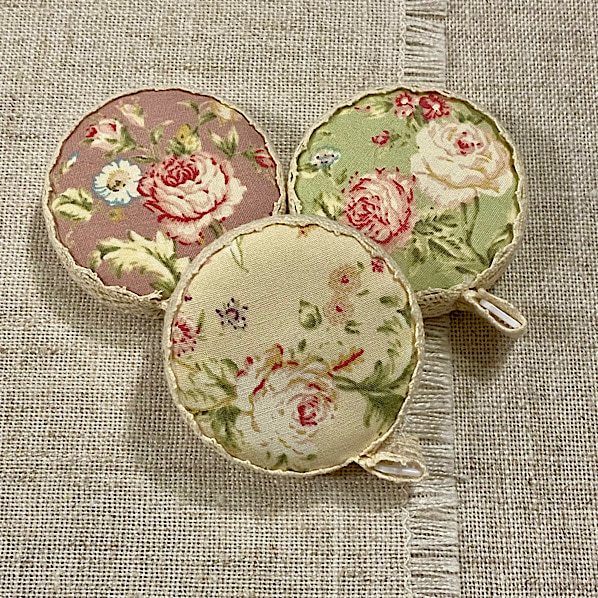 Tailor’s Tape Measure / Vintage Rose - Image 2