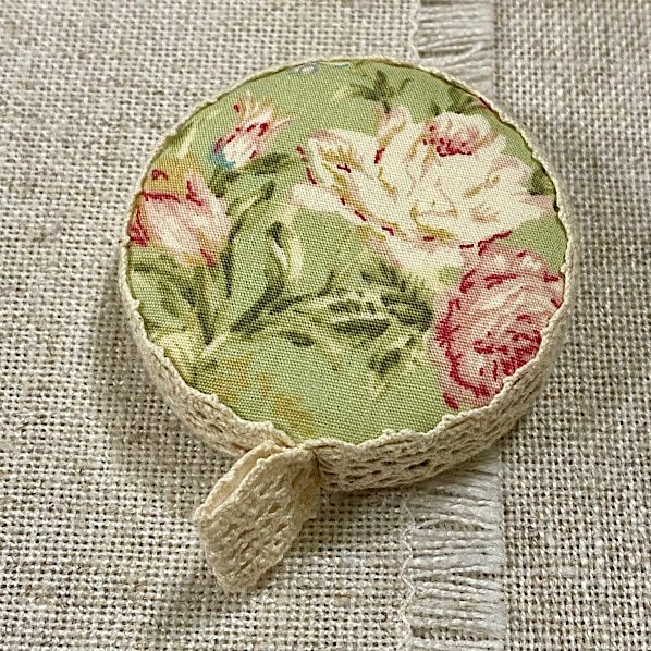 Tailor’s Tape Measure / Vintage Rose - Image 7
