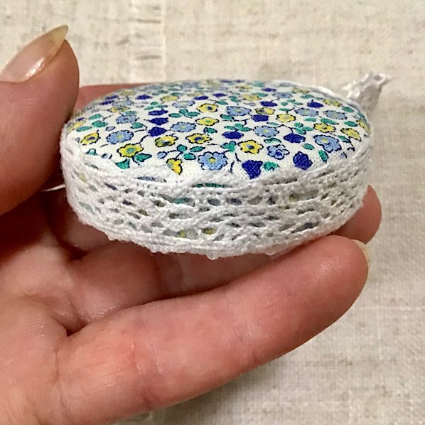 Tailor’s Tape Measure / Floral Designs - Image 5