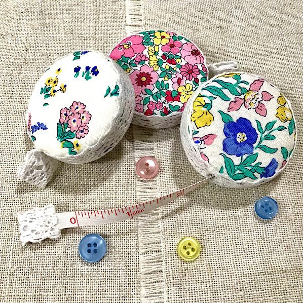 Tailor’s Tape Measure / Floral Designs - Image 2