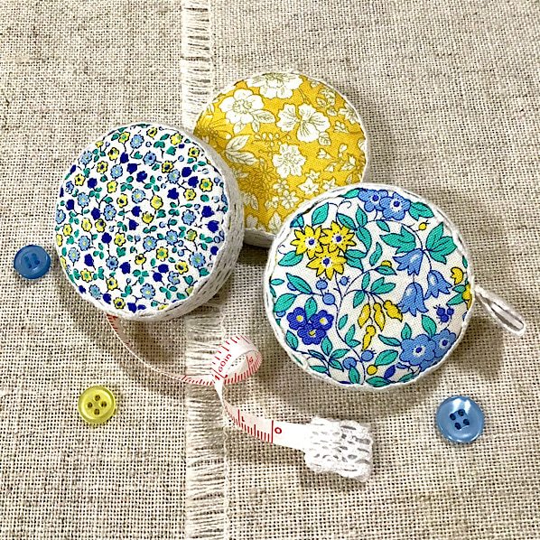 Tailor’s Tape Measure / Floral Designs - Image 3