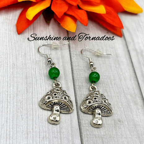 Handmade Mushroom/Toadstool Drop Earrings with Green Agate Gemstone Beads - Image 5