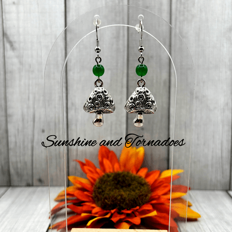 Handmade Mushroom/Toadstool Drop Earrings with Green Agate Gemstone Beads - Image 3
