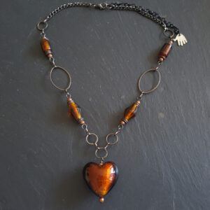 Handmade Wirework Necklace with Copper Foil-Lined Glass Heart – Vintage-Inspired Statement Jewellery