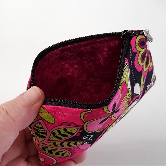 Pink Flower Power Zipper Pouch – Handmade Coin Purse, Store Card Holder & Everyday Essentials Organiser