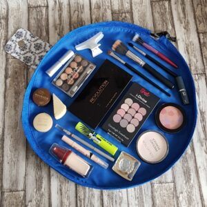 Vintage Floral Flat Lay Drawstring Makeup Bag – Eco-Friendly Cosmetic Organiser Made from Repurposed Fabric