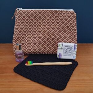 Geometric Print Zipper Bag – Modern Multi-Use Pouch for Makeup, Toiletries, Art & Craft Supplies