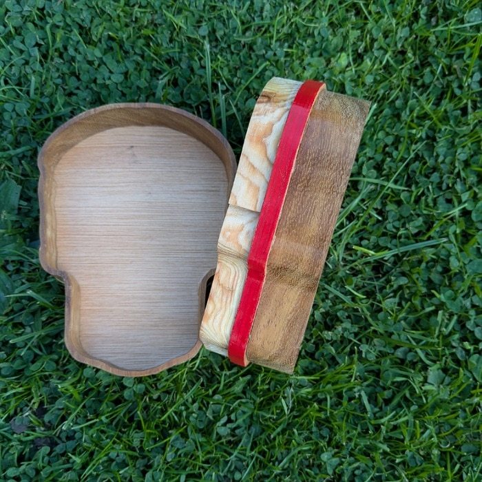 Handcrafted Wooden Skull Keepsake Box - Unique Woodwork Design - Image 3