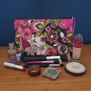 Pink Flower Power Zipper Bag – Bold & Fun Pouch for Makeup, Toiletries, Art & Craft Supplies