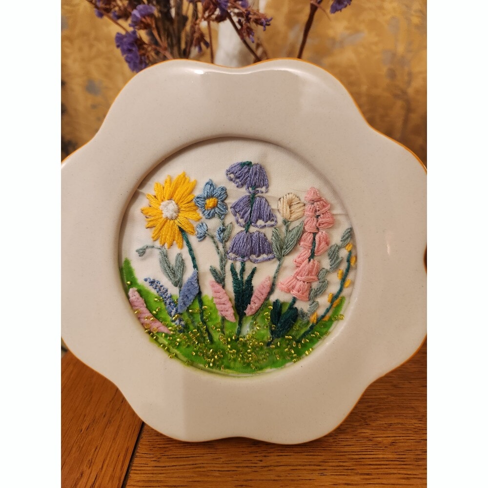 Wildflowers Embroidery in a pretty Ceramic Frame with appliqued leaves and scattered green seed beads - Image 3