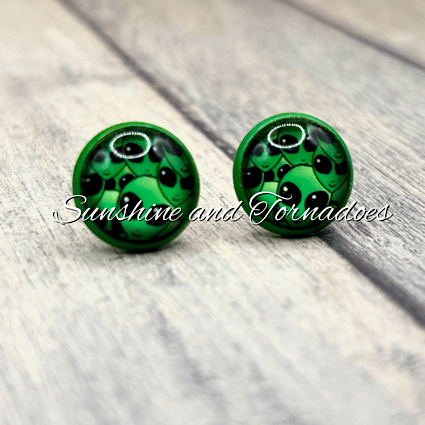👽✨ Out-of-This-World Alien Stud Earrings ✨👽 - Image 2
