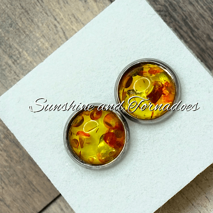 ✨ Golden Glow Amber Resin Stud Earrings ✨ - Image 8