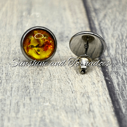 ✨ Golden Glow Amber Resin Stud Earrings ✨ - Image 5