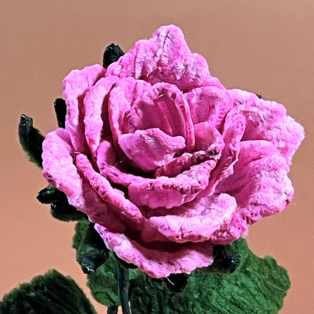 Fuzzywire Crinkled Rose with Woven Leaves - Image 2