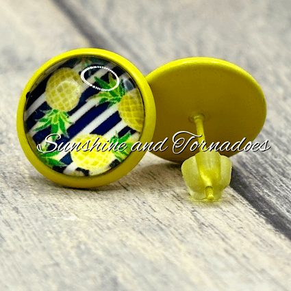 🍍✨ Handmade Pineapple Stud Earrings ✨🍍 - Image 4