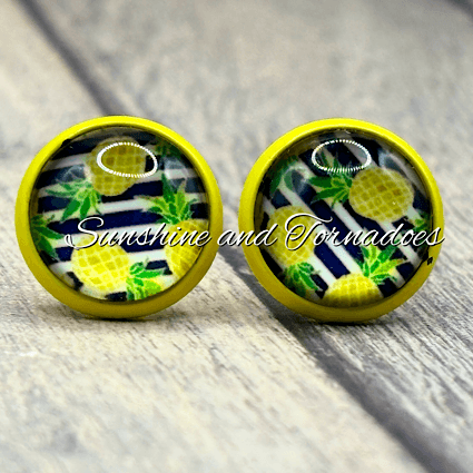 🍍✨ Handmade Pineapple Stud Earrings ✨🍍 - Image 2