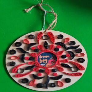Quilled “dream big” – hanging decoration
