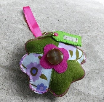 MEGAN Mother's Day flower hanging. Filled with homegrown lavender . All proceeds to The Stroke Association - Image 3