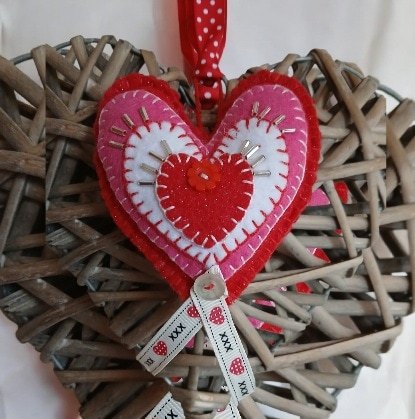 Valentines Day/ Mother's Day Heart decoration. All proceeds to The Stroke Association - Image 4