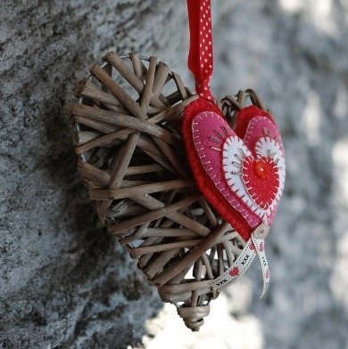 Valentines Day/ Mother's Day Heart decoration. All proceeds to The Stroke Association - Image 3