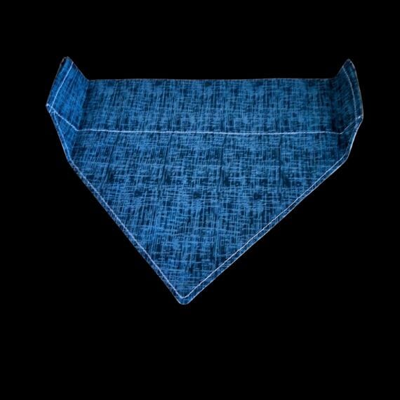 Striped dog bandana reverse view bright blue backing 100% cotton fabric