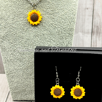 🌻✨ Polymer Clay Sunflower Jewellery Set – Necklace & Earrings ✨🌻 - Image 9