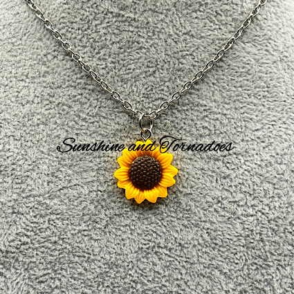 🌻✨ Polymer Clay Sunflower Jewellery Set – Necklace & Earrings ✨🌻 - Image 4