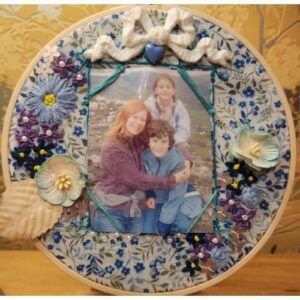 Mothers Day Embroidery Hoop Art Picture with sewn in photo holder