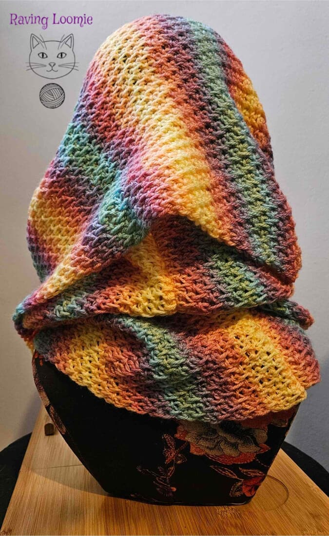 Rainbow snood COMMISSION PIECE - Image 4