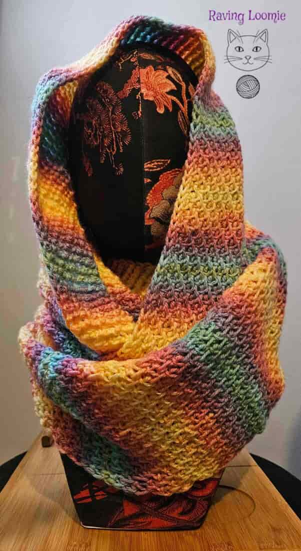 Rainbow snood COMMISSION PIECE - Image 5
