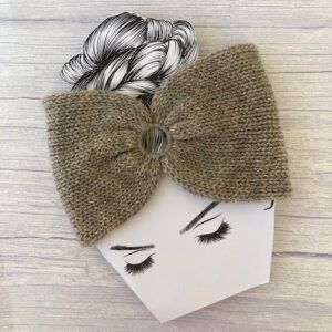 Medium Weight Machine-Knitted Headwrap with Carabiner