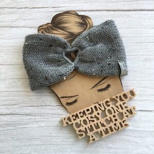 Medium Weight Machine-Knitted Headwrap with Carabiner