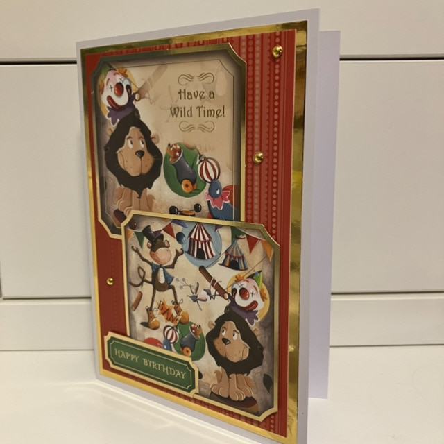 A5 Circus Theme Birthday Card with Co-ordinating Gift Tag and envelope - Image 4
