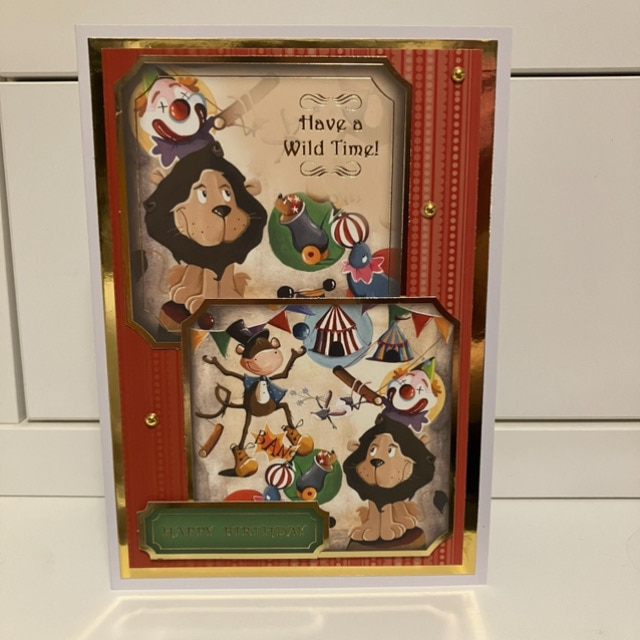 A5 Circus Theme Birthday Card with Co-ordinating Gift Tag and envelope - Image 3
