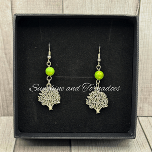 🌳✨ Tree of Life Dangle Earrings – Green Bead & Stainless Steel ✨🌳