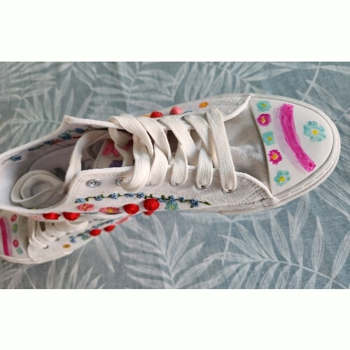 Hand embroidered and decorated Floral Canvas Pumps, with rainbow, Size 7 - Image 5