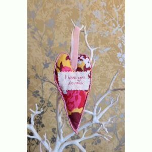 Hanging Floral Heart with caption ‘I love you so much’.