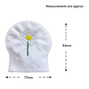 Embroidered daisy tealight cover made from white felt, showing approximate size of 84mm tall by 75mm wide, featuring a single white daisy with a yellow centre and green stem.
