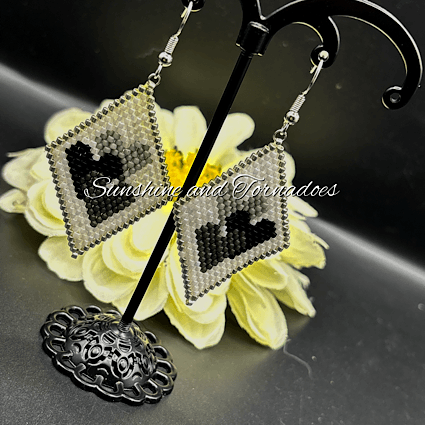 Miyuki Delica Beaded Heart Earrings, Black Heart Dangle Earrings, Handwoven Seed Bead Earrings, Geometric Beadwork Jewellery, Romantic Gift. - Image 3