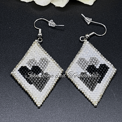 Miyuki Delica Beaded Heart Earrings, Black Heart Dangle Earrings, Handwoven Seed Bead Earrings, Geometric Beadwork Jewellery, Romantic Gift. - Image 6