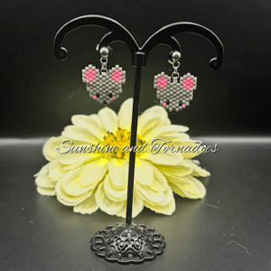 Handmade Beaded Rat Face Earrings – Cute Pixel Art Animal Jewellery