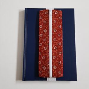 Handmade A5 Planner Zipper Pouch - Elastic Notebook Pen Holder in Rust Floral Print