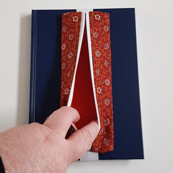 Handmade A5 Planner Zipper Pouch - Elastic Notebook Pen Holder in Rust Floral Print