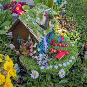 Handmade Fairy House with Garden – Enchanting Wooden Decor