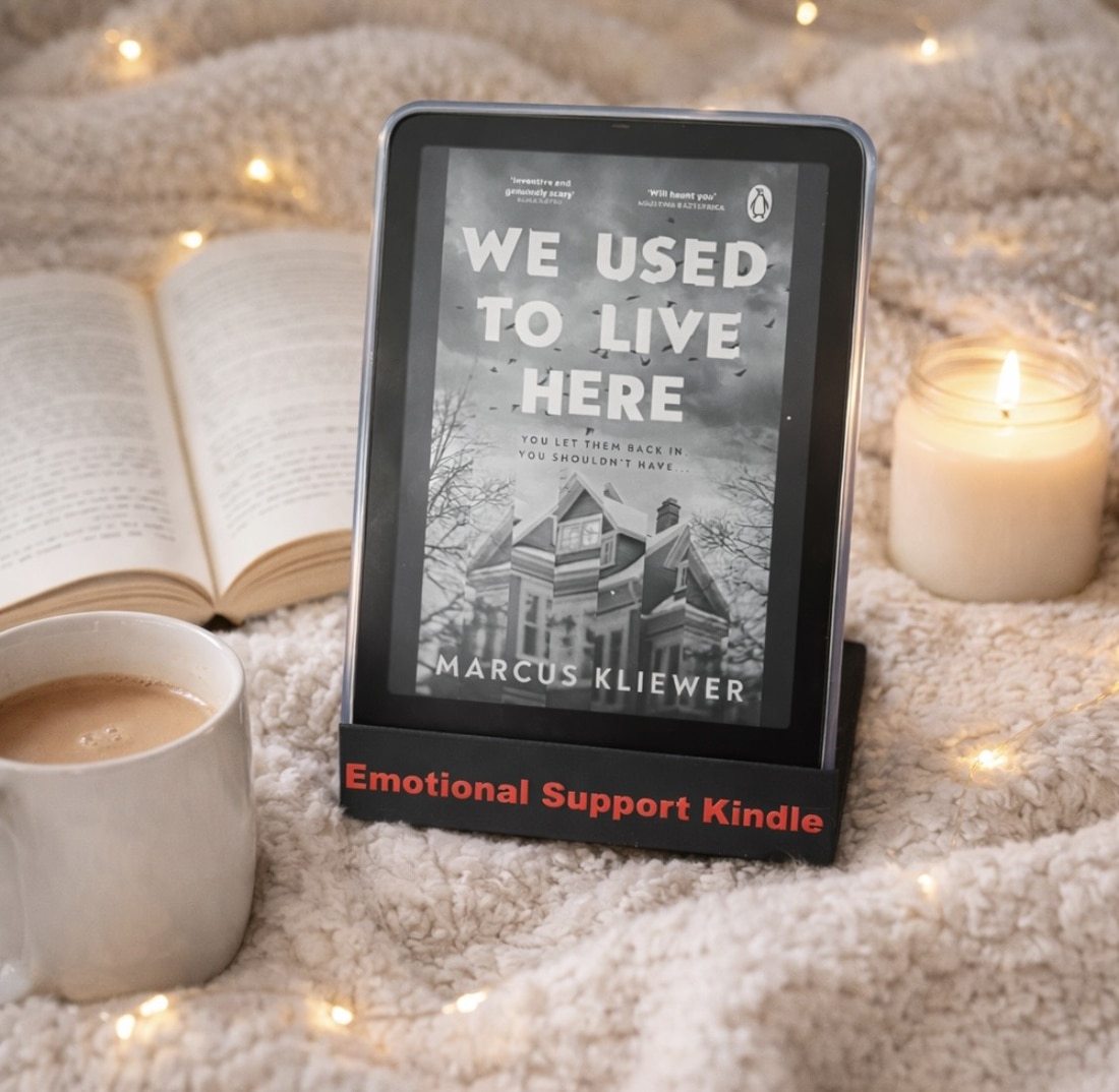 Custom made Emotional support Kindle holder