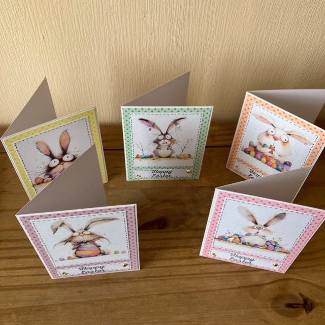 Pack of 5 Quirky Bunny Cards. A6 Cards with envelopes - Image 4