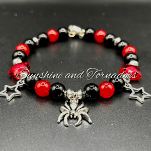 Red Black Spider Bracelet, Gothic Beaded Bracelet, Alternative Charm Bracelet, Spider Star Jewellery, Punk Gothic Gift, Magnetic Clasp Bracelet.